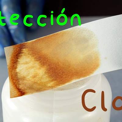Detección de Cloro. Reacción Redox. Experimento de Química. Detección de Cloro. Reacción Redox. Experimento de Química.