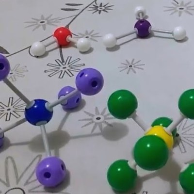 Geometría de moléculas: métódo RPECV con modelos moleculares - VSEPR theory with molecular model kit Geometría de moléculas: métódo RPECV con modelos moleculares - VSEPR theory with molecular model kit