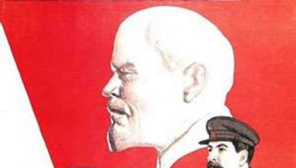 Totalitarismos y Democracia Totalitarismos y Democracia