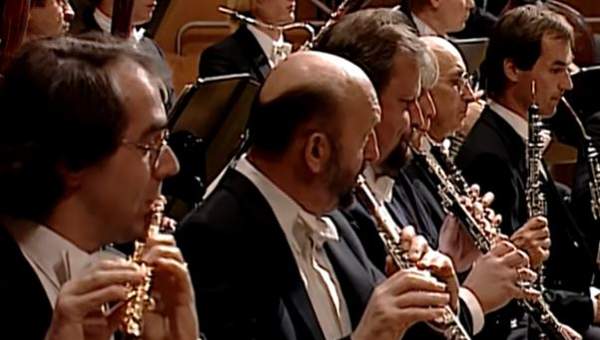 Dvořák Symphony N° 9 "New World" Celibidache, Münchner Philharmoniker, 1991 Dvořák Symphony N° 9 "New World" Celibidache, Münchner Philharmoniker, 1991