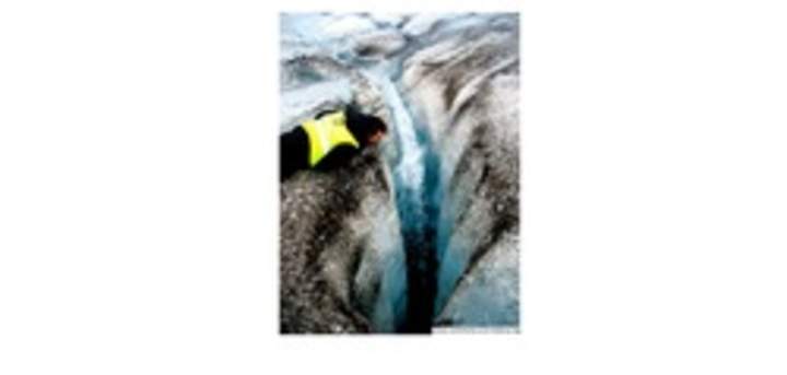 Grieta en un glaciar Grieta en un glaciar