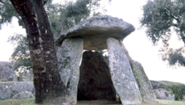 Dolmen Neolítico Dolmen Neolítico