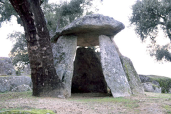 Dolmen Neolítico Dolmen Neolítico