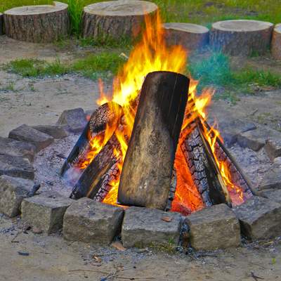 Madera encendida Madera encendida