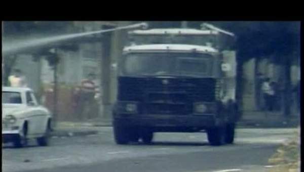 Primeras protestas en 1983 Primeras protestas en 1983