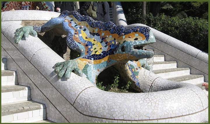 Imágenes de la Lagartija o Salamandra de Antonio Gaudí Imágenes de la Lagartija o Salamandra de Antonio Gaudí
