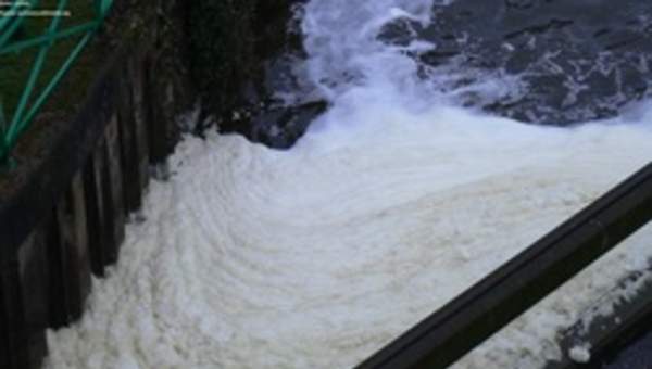 Contaminación río Contaminación río