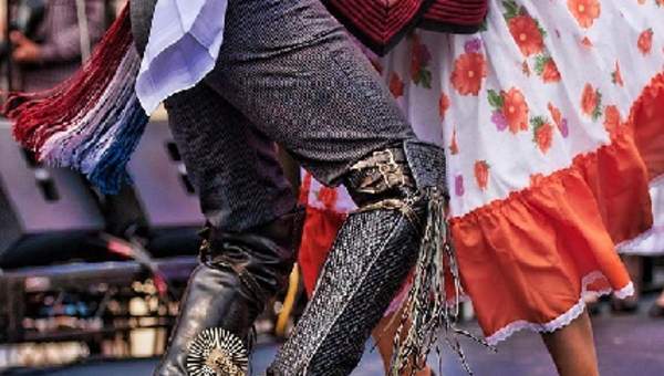 Zapateo de Cueca Zapateo de Cueca