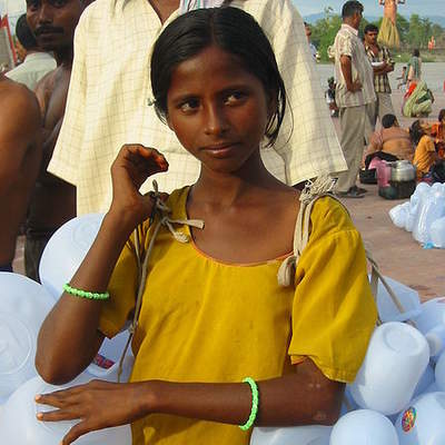 Niña india Niña india