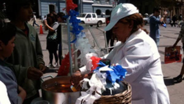 Mote con huesillos Mote con huesillos