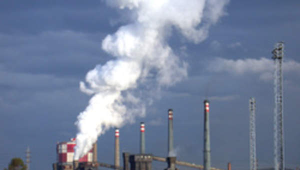 Fábrica contaminando Fábrica contaminando