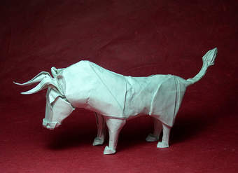 Toro en origami Toro en origami