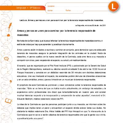 Amos y perros se unen para caminar por la tenencia responsable de mascotas Amos y perros se unen para caminar por la tenencia responsable de mascotas