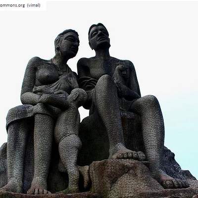 Escultura familia Escultura familia