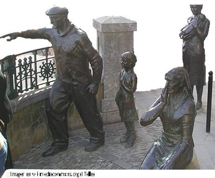 Escultura familia1 Escultura familia1