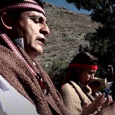 Video de Actividad sugerida: LC03 - Diaguita: Elaboran un diccionario ilustrado con conceptos referidos a sentimientos y valores que están presentes en ceremonias del pueblo diaguita. Video de Actividad sugerida: LC03 - Diaguita: Elaboran un diccionario ilustrado con conceptos referidos a sentimientos y valores que están presentes en ceremonias del pueblo diaguita.