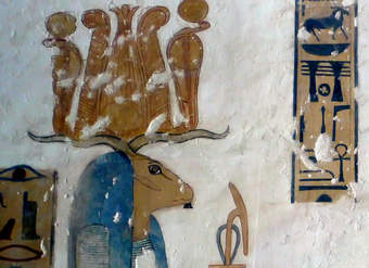 Dios egipcio Banebdjed en la Tumba de los Muertos Dios egipcio Banebdjed en la Tumba de los Muertos