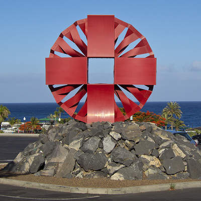 Sol Rojo de Edgar Negret Sol Rojo de Edgar Negret