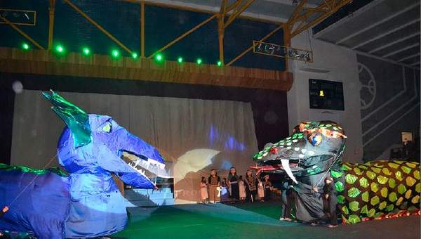 Dragones en escena Dragones en escena