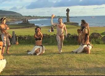 Recorriendo la Isla de Pascua Recorriendo la Isla de Pascua