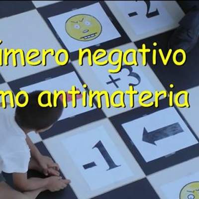 Número negativo como antimateria Número negativo como antimateria