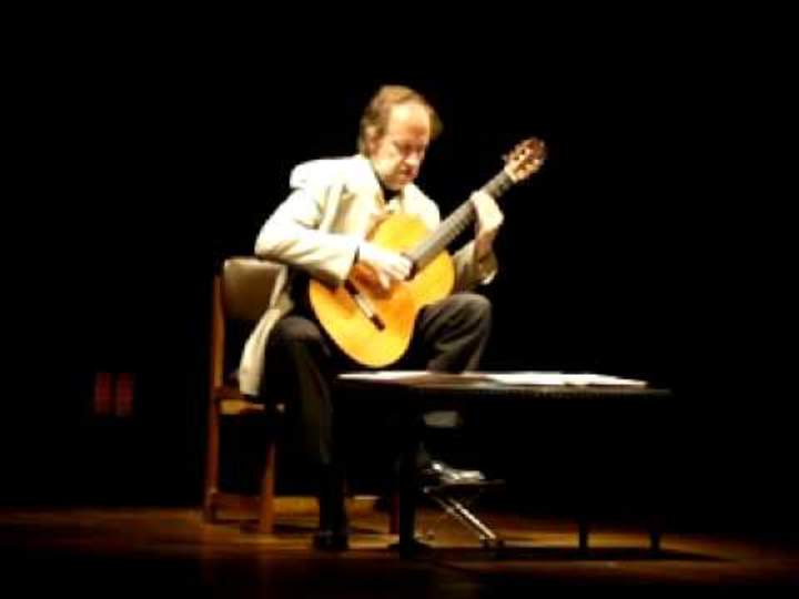 Tres mo-men-tos Tres mo-men-tos