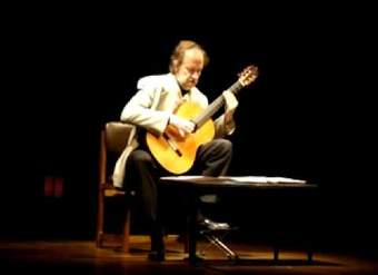 Tres mo-men-tos Tres mo-men-tos