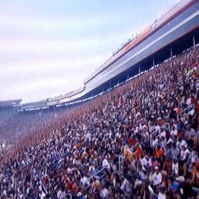Ola humana en estadio 2 Ola humana en estadio 2