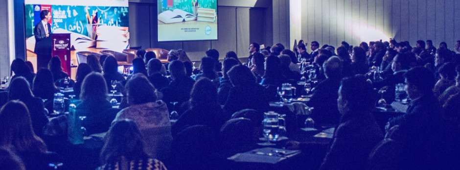 Imagen: Alta concurrencia en la Conferencia Internacional de Educación